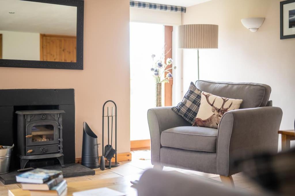 Cosy & Rustic Retreat - Woodland Cottage. Nairn Exterior foto